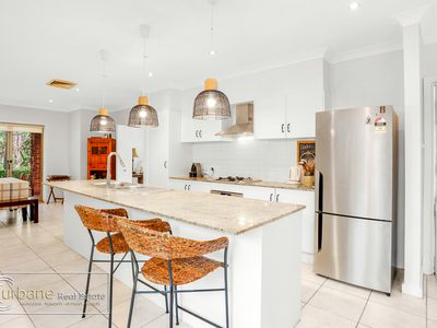 8 Damper Avenue, Beaumont Hills