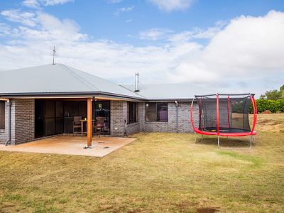 135-137 Premier Drive, Kingaroy