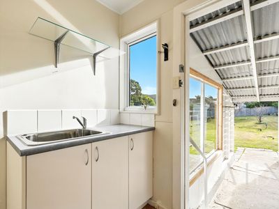 24 Heemskirk Street, Warrane