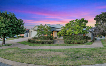 8 Edgar Link, Piara Waters