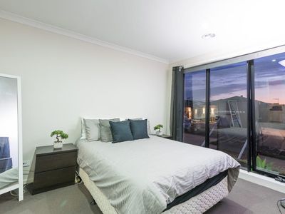 12 Muster Street, Manor Lakes