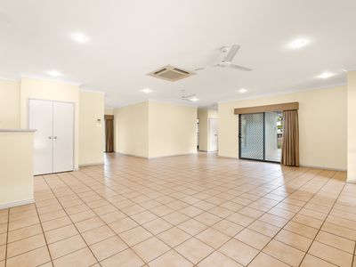 35 Planigale Loop, Djugun