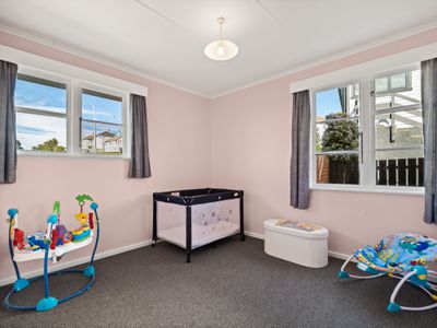 80 Stenhope Crescent, Corstorphine