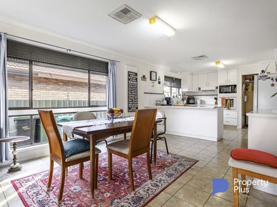 9-11 Clare Avenue, Lockington