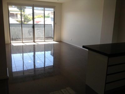 7 / 44 Myers Street, Geelong