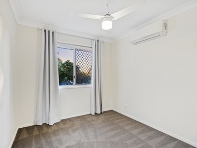 1 / 3 BRONBERG COURT, Southport