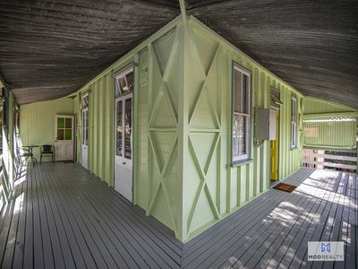 92 William Street West, Coalfalls