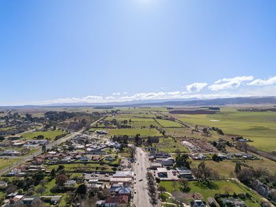 80 High Street, Campbell Town