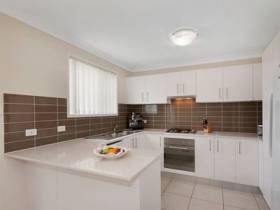1 / 5 Vlatko Drive, West Hoxton