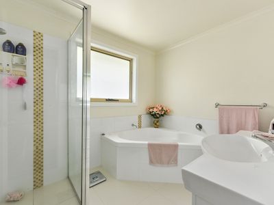 3 / 14 Macquarie Street, George Town