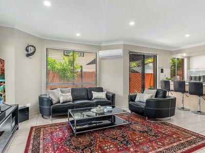 25 / 1158 Cavendish Road, Mount Gravatt East