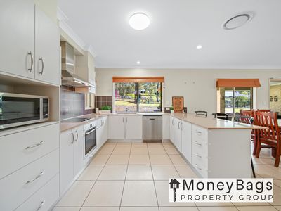 13-15 The Bluff Court, Cedar Vale