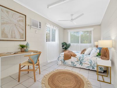 138 Dillon Street, Westcourt