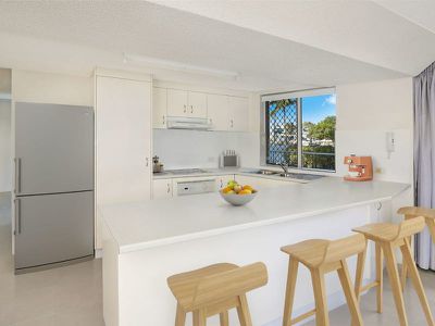 1 / 88-90 River Esplanade, Mooloolaba