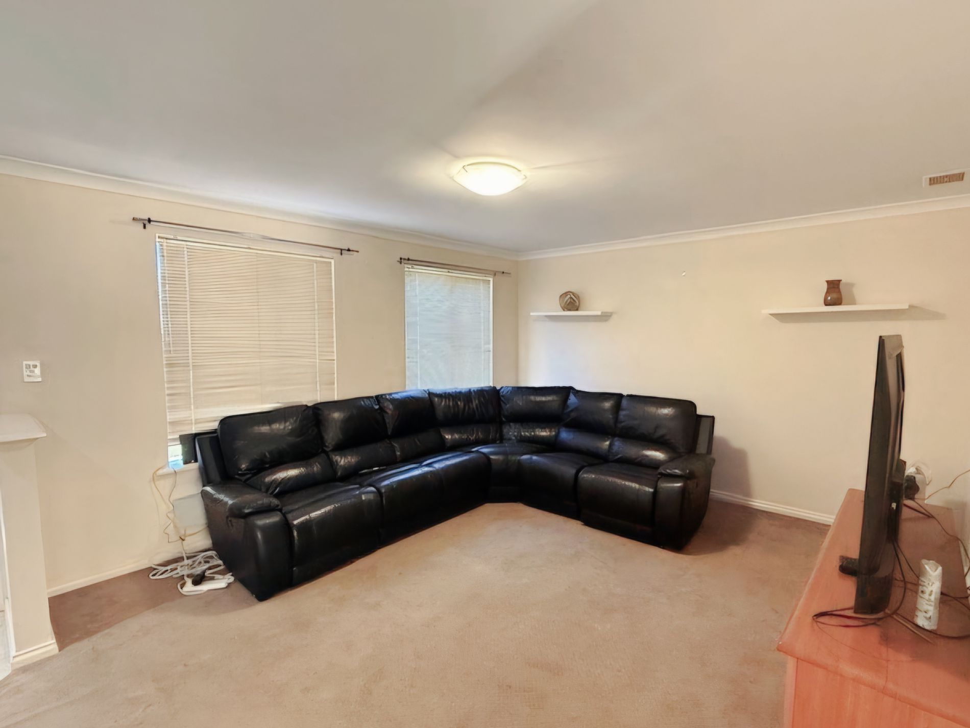 9 / 396 Hay Street, Somerville