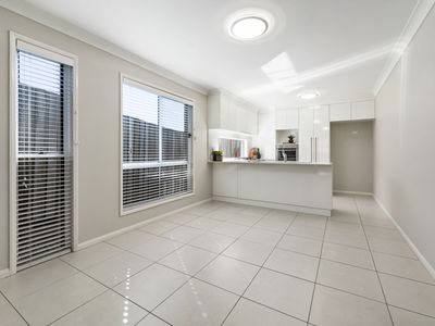 1 / 10 Furness Court, Kearneys Spring
