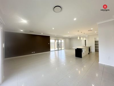 17 Elkhorn Street, Denham Court
