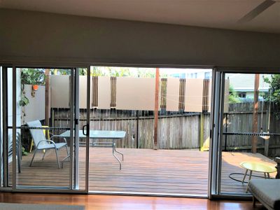 2 / 1A Surf Street, Emerald Beach