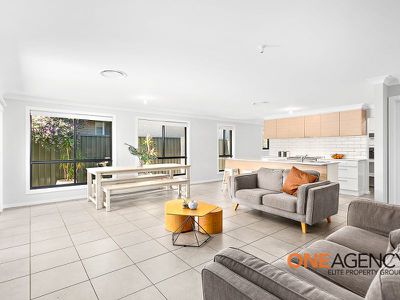 27 Brushgrove Circuit, Calderwood