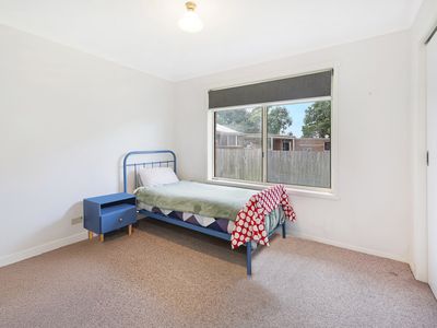 2 Adam Court, Warrnambool