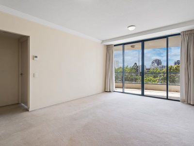 11 / 321 Main Street, Kangaroo Point