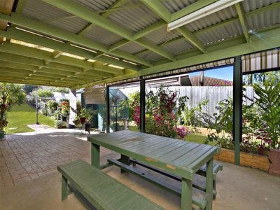 42 Pandeen Road, Rochedale South
