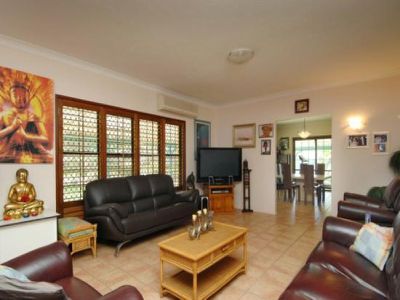 11 Maryland Avenue, Carrara