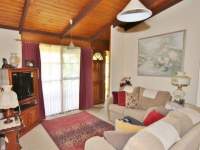 317 Buttercup Road, Merrijig