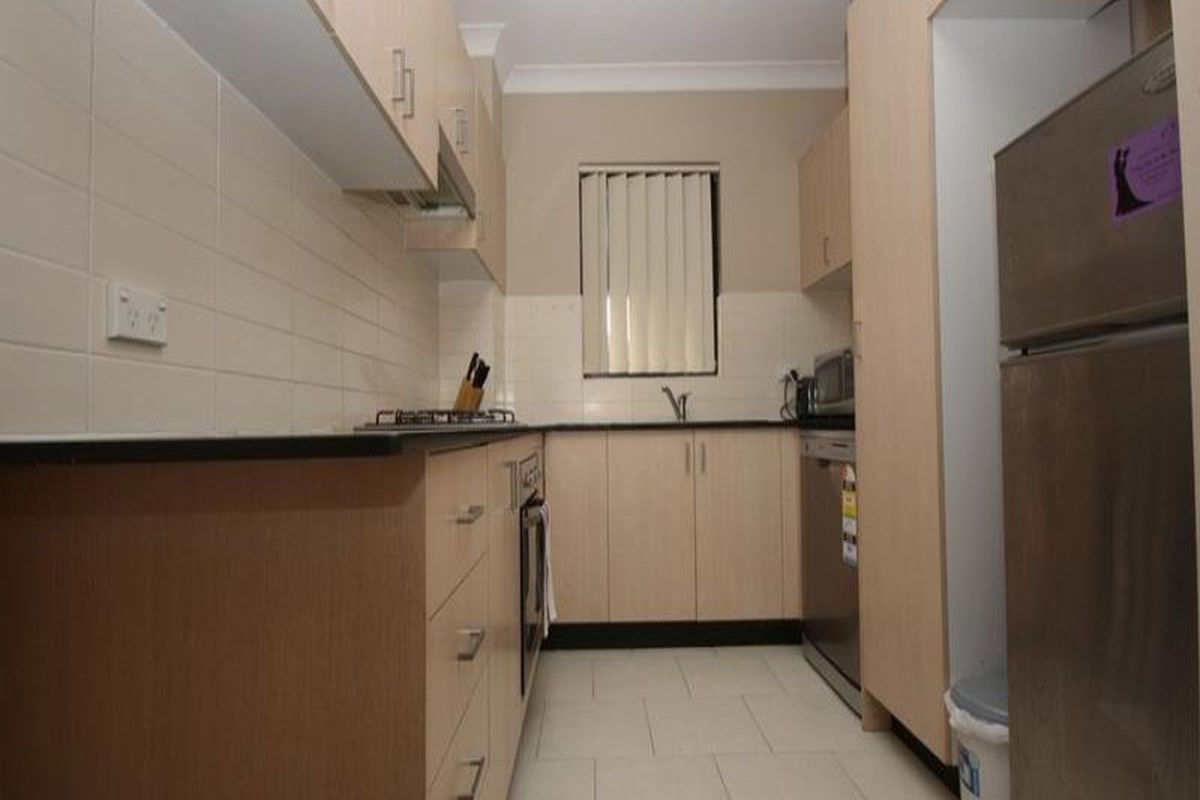 19-27 Eastbourne Road, Homebush West