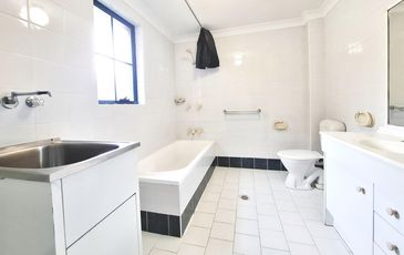 16 / 18 Roma Avenue, Kensington