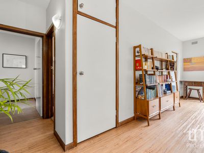 4 / 42 Broadway, Crawley