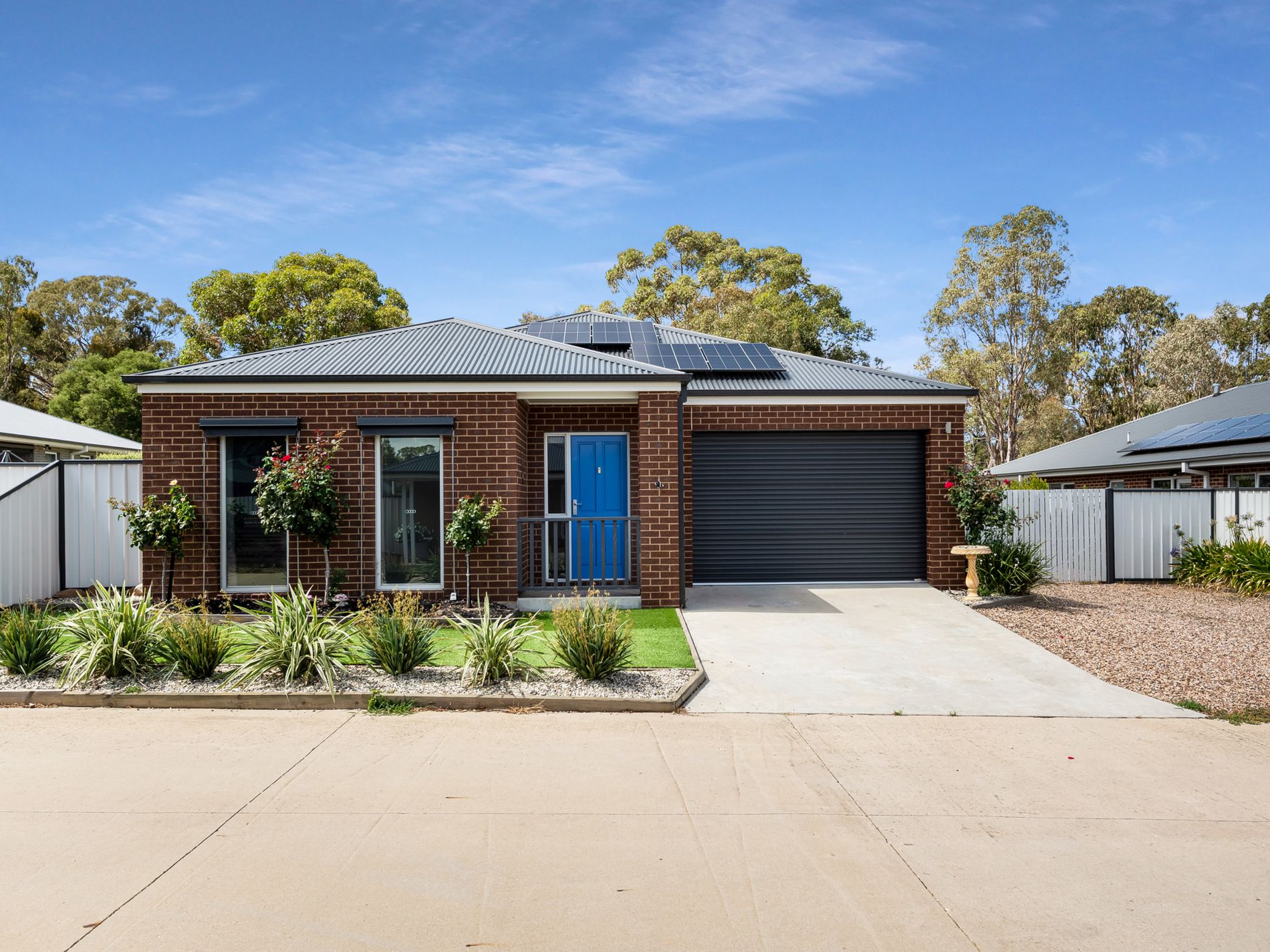 2 / 21 Scullys Lane, Heathcote