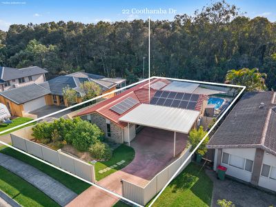 22 Cootharaba Drive, Helensvale