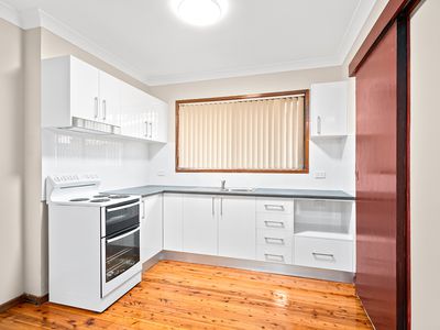 1 / 34 Roberts Avenue, Barrack Heights
