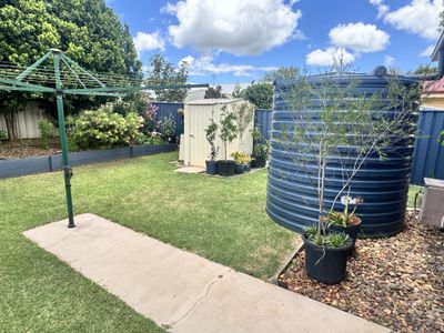 2 / 10 Summers Court, Kingaroy