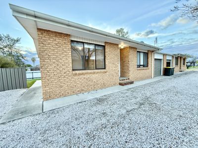 2 / 336 Russell Street , Hay