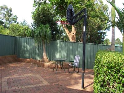 14 Thornbury Avenue, Unanderra