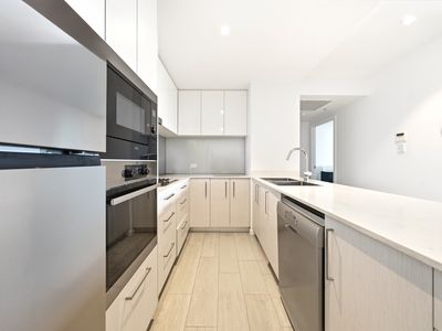 1106 / 95 Linton St, Kangaroo Point