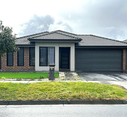 10 Bankton Avenue, Cranbourne East