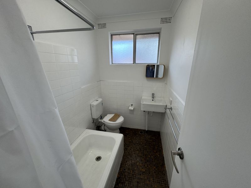 10 / 9 Secant Street, Liverpool