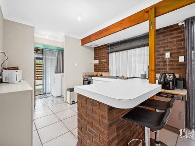 5 Simmons Loop, Parmelia