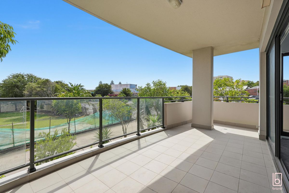 14 / 18-24 Torrens Avenue, The Entrance