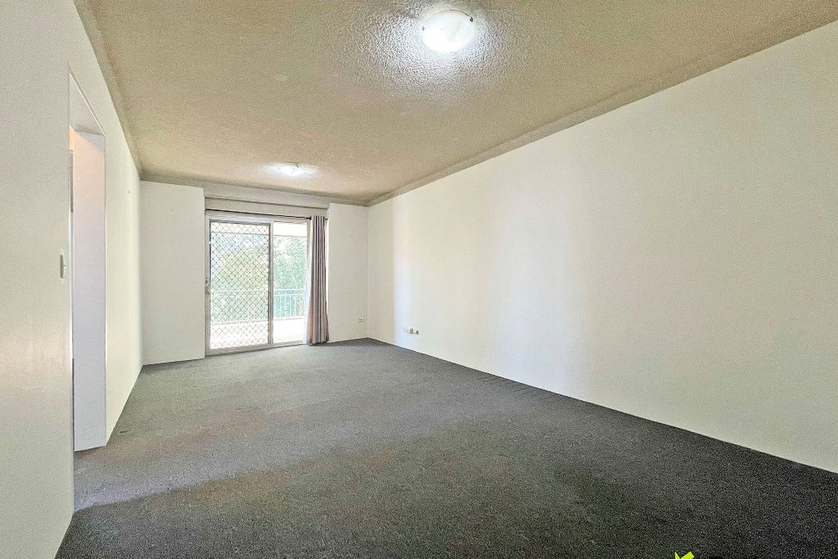 27 / 2 Evelyn Avenue, Concord