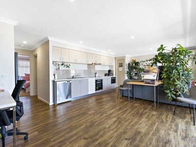 12 / 28 Pollard Street, Glendalough