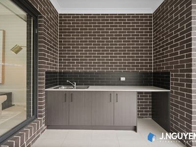 16A Woods Avenue, Cabramatta