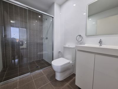 2203 / 11-15 Charles St, Canterbury