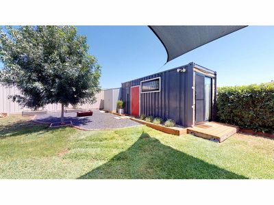 11 Pinnaroo Place, Dubbo