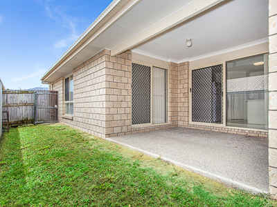 2/3 Lady Bowen Parade, Rothwell