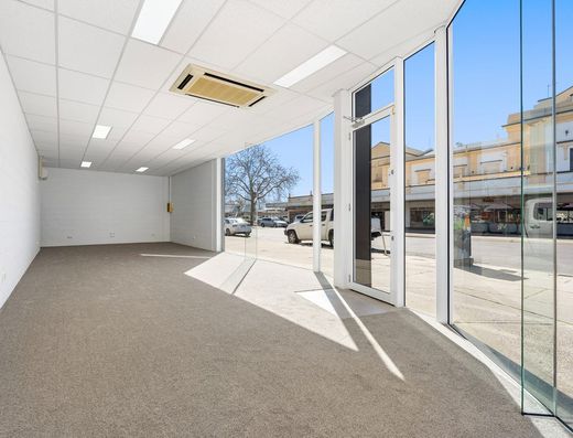 3 / 462 Dean St, Albury