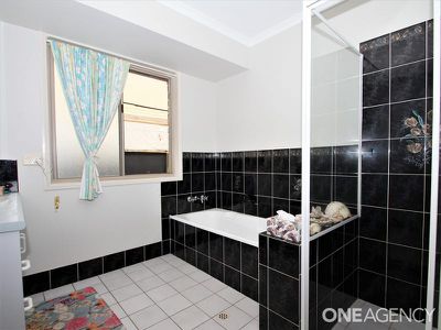 95 Hammond Street, Urangan
